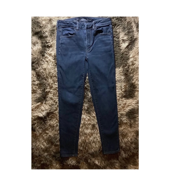 American Eagle Outfitters Denim - American Eagle Jeans. 6 SHORT  💕